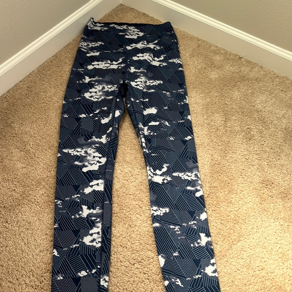 Oiselle reversible leggings